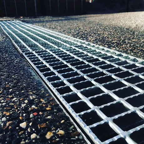 Gekarteld gegalvaniseerd rooster.png